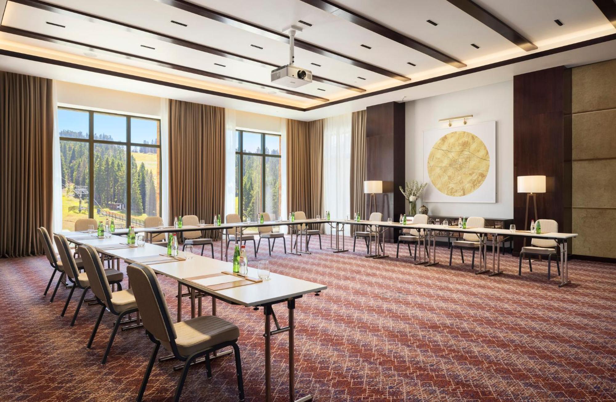 Viceroy Kopaonik Serbia Exterior photo Meeting room