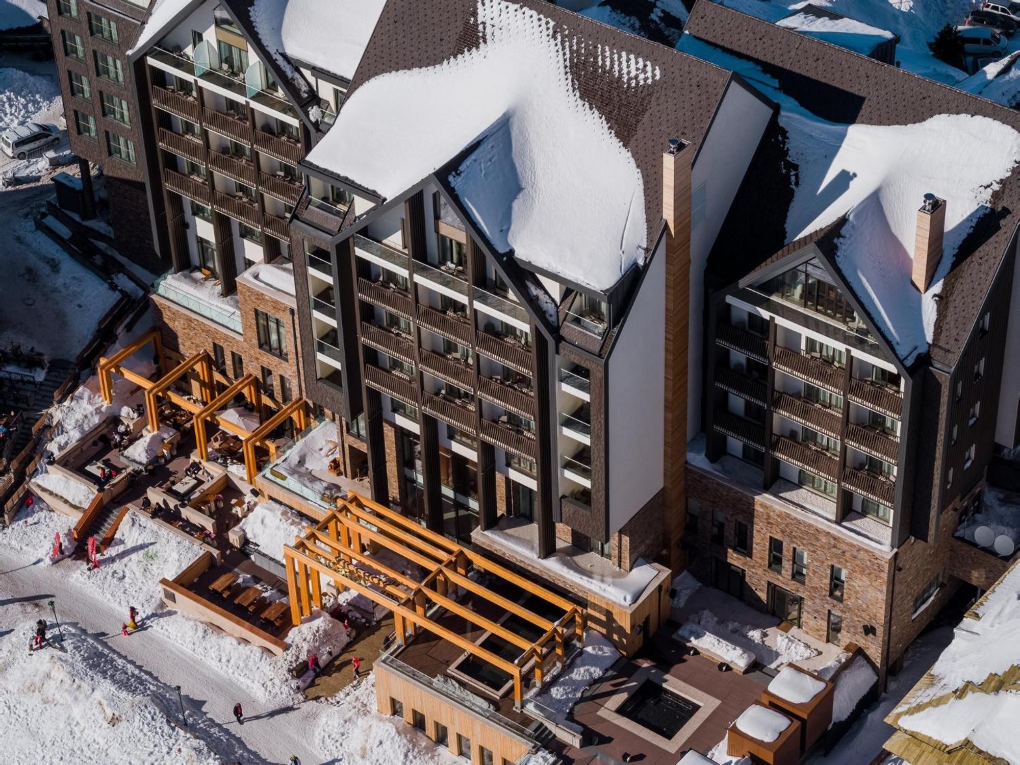 Viceroy Kopaonik Serbia Exterior photo Aerial view of the hotel